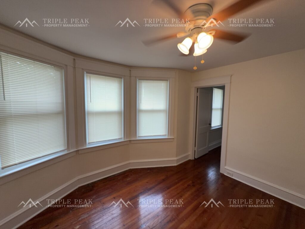 221 Lafayette Avenue - B - Collingdale, PA 19023